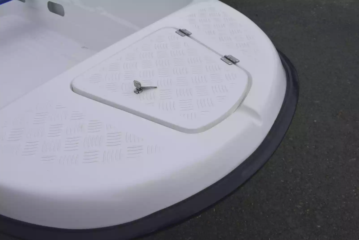 Стеклопластиковая лодка Пингвин New (тримаран) в Пензе