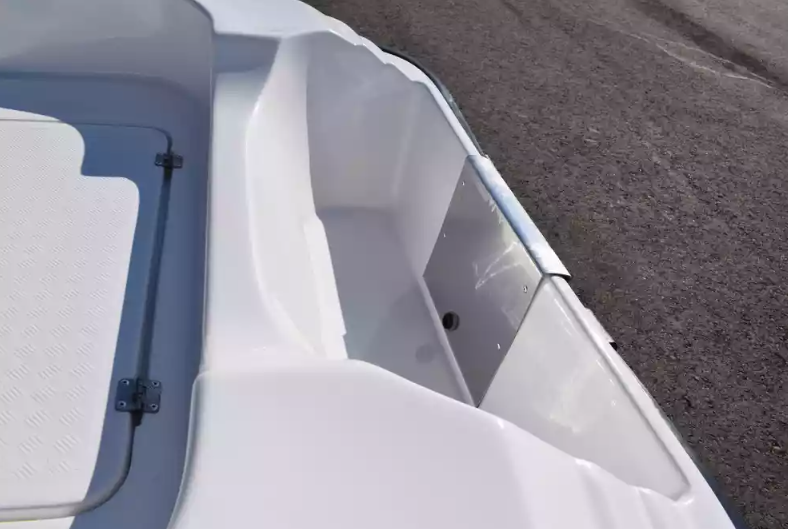 Стеклопластиковая лодка Пингвин (тримаран) в Пензе