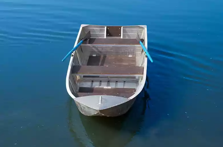 Алюминиевая лодка Вятка-Профи 32 в Пензе