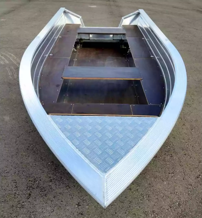 Алюминиевая лодка Неман-400 в Пензе