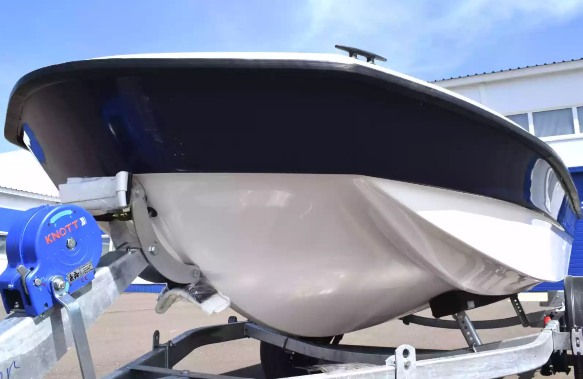 Стеклопластиковая лодка Wyatboat 430 тримаран в Пензе