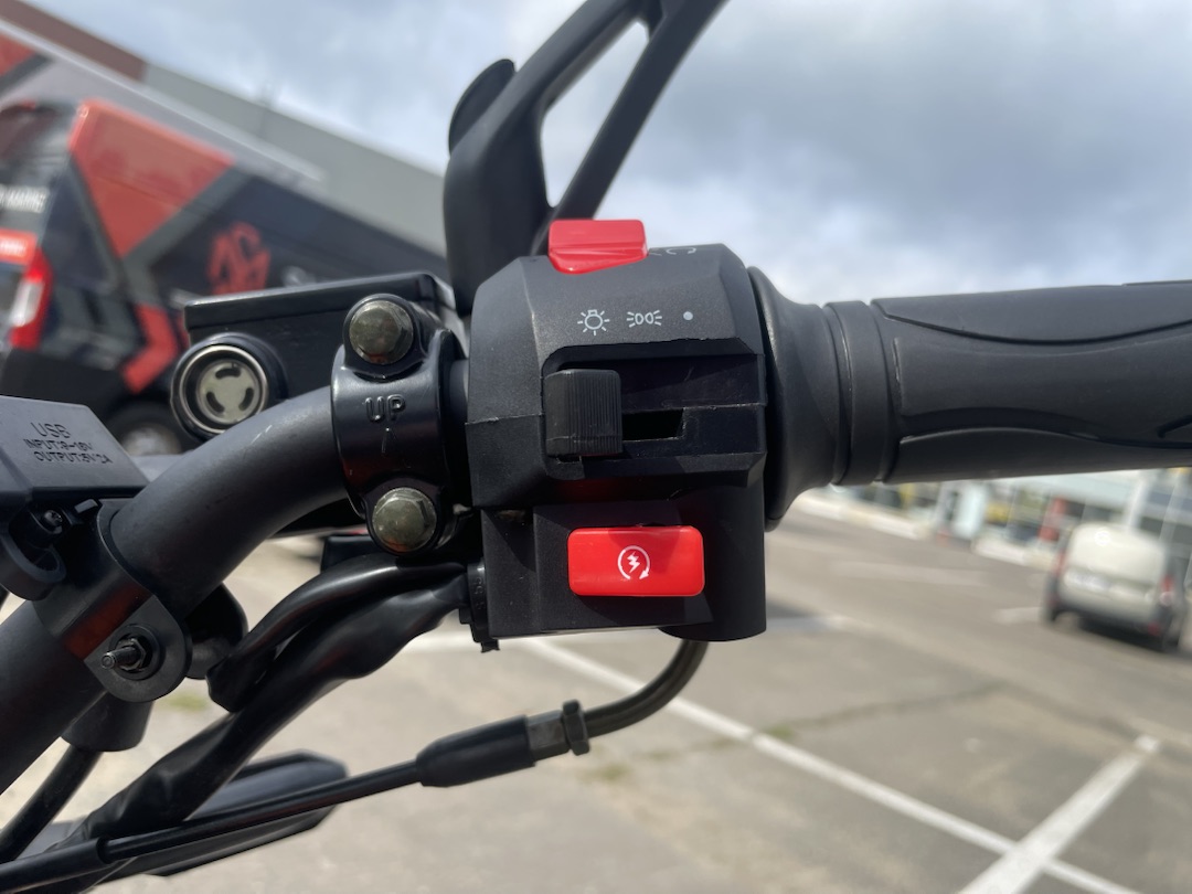 Мопед PROMAX CB150R (49) в Пензе