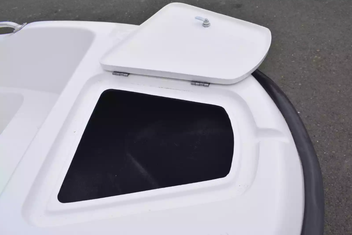 Стеклопластиковая лодка Пингвин New (тримаран) в Пензе