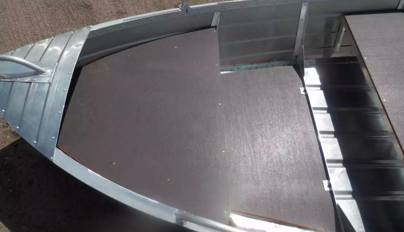 Алюминиевая лодка Вятка-Профи 32 в Пензе