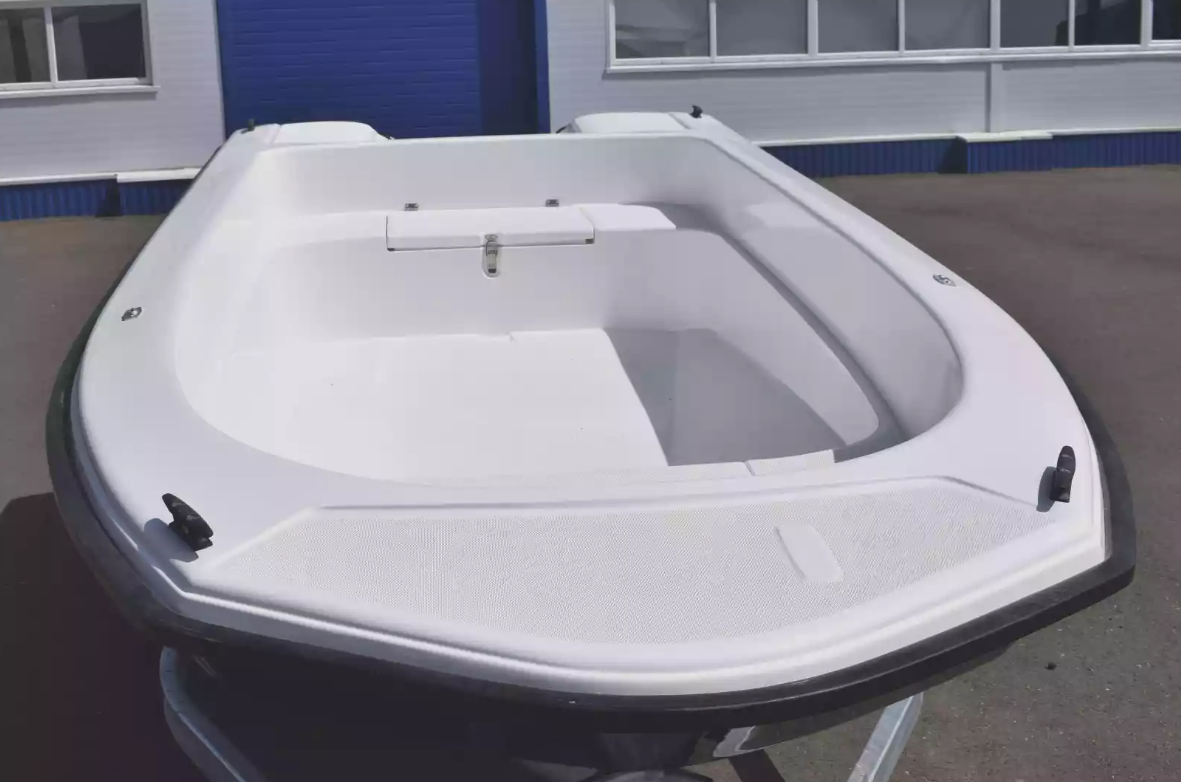Стеклопластиковая лодка Wyatboat 430 тримаран в Пензе