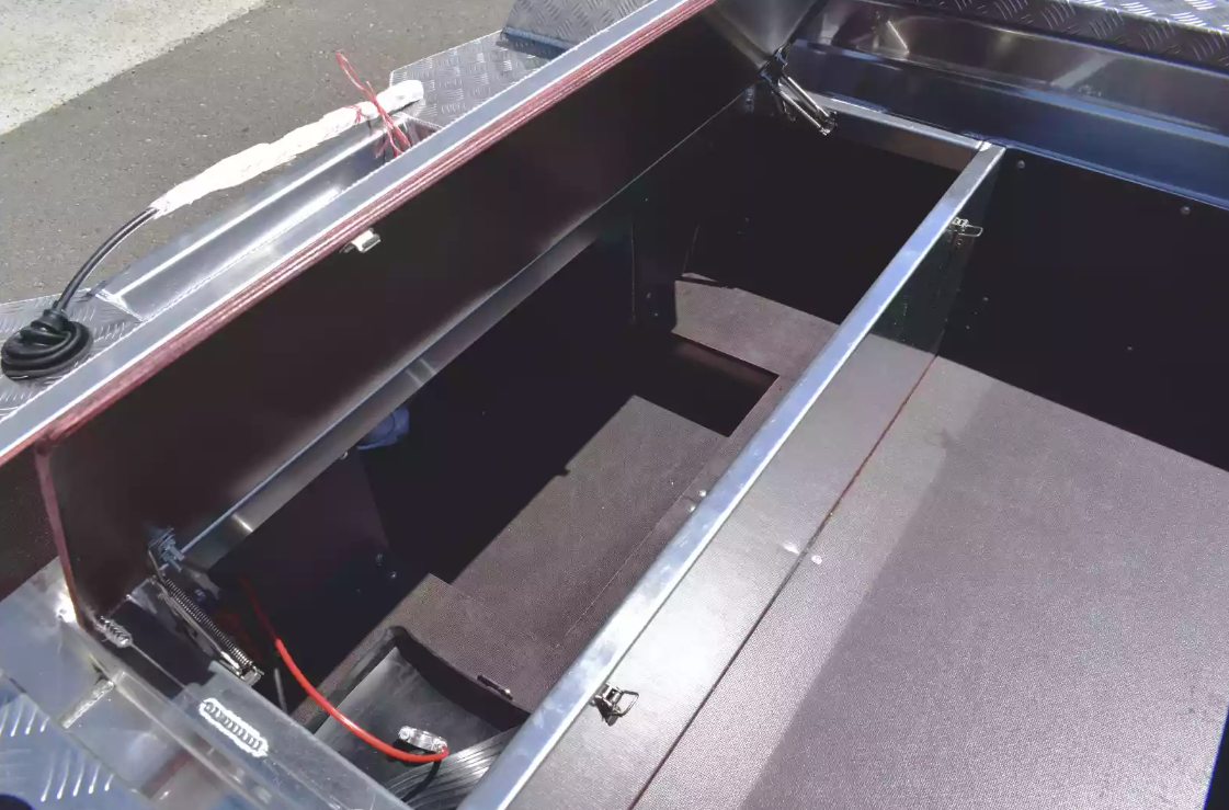 Алюминиевая лодка Wyatboat-390 DCM в Пензе