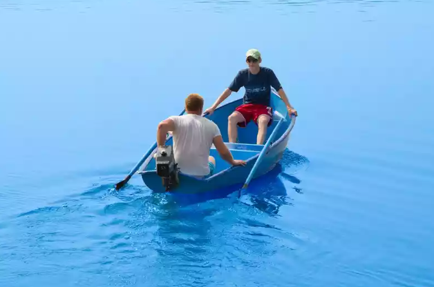 Стеклопластиковая лодка Омуль в Пензе