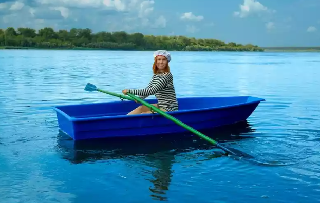 Стеклопластиковая лодка Малютка в Пензе