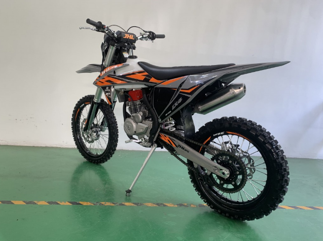 Мотоцикл JHLMOTO JHL LX4 CB300RL (175FMN) в Пензе
