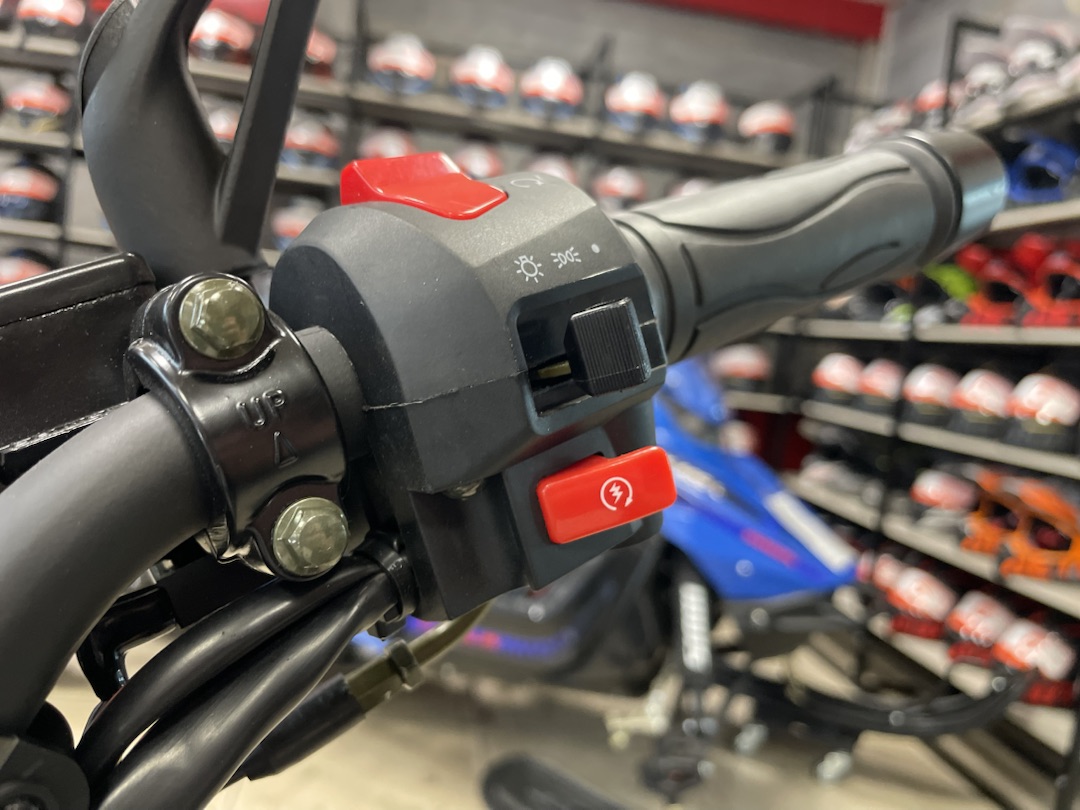 Мопед PROMAX CB150R (49) в Пензе