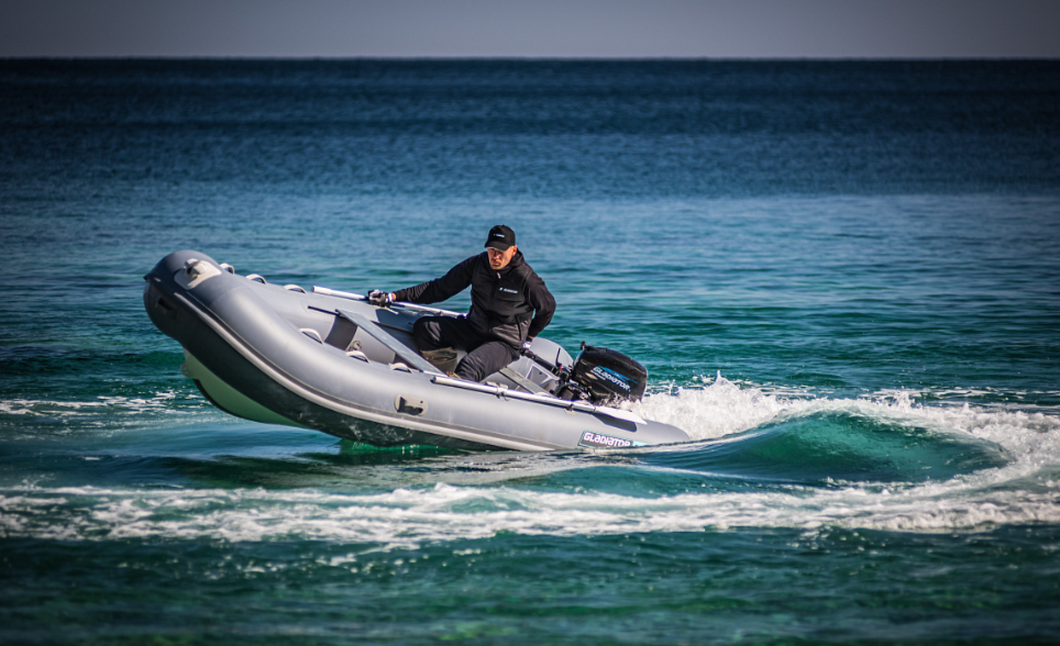 Лодка GLADIATOR RIB380AL в Пензе