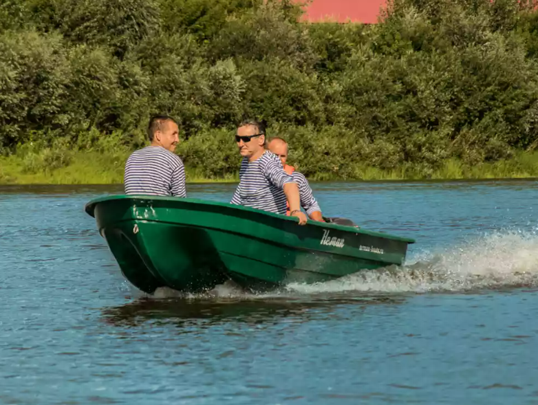 Стеклопластиковая лодка Neman-340 (тримаран) в Пензе