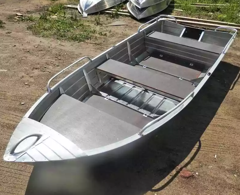 Алюминиевая лодка Вятка-Профи 37 в Пензе