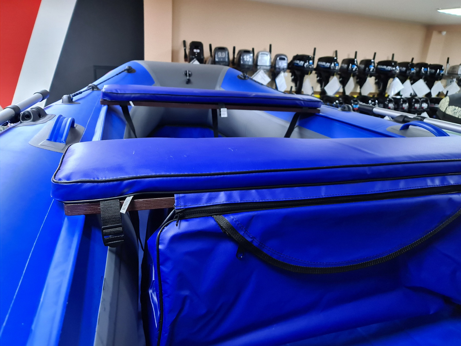 КОМПЛЕКТ МЯГКИХ НАКЛАДОК С СУМКОЙ ДЛЯ ЛОДОК 90Х20 СИНИЙ в Пензе