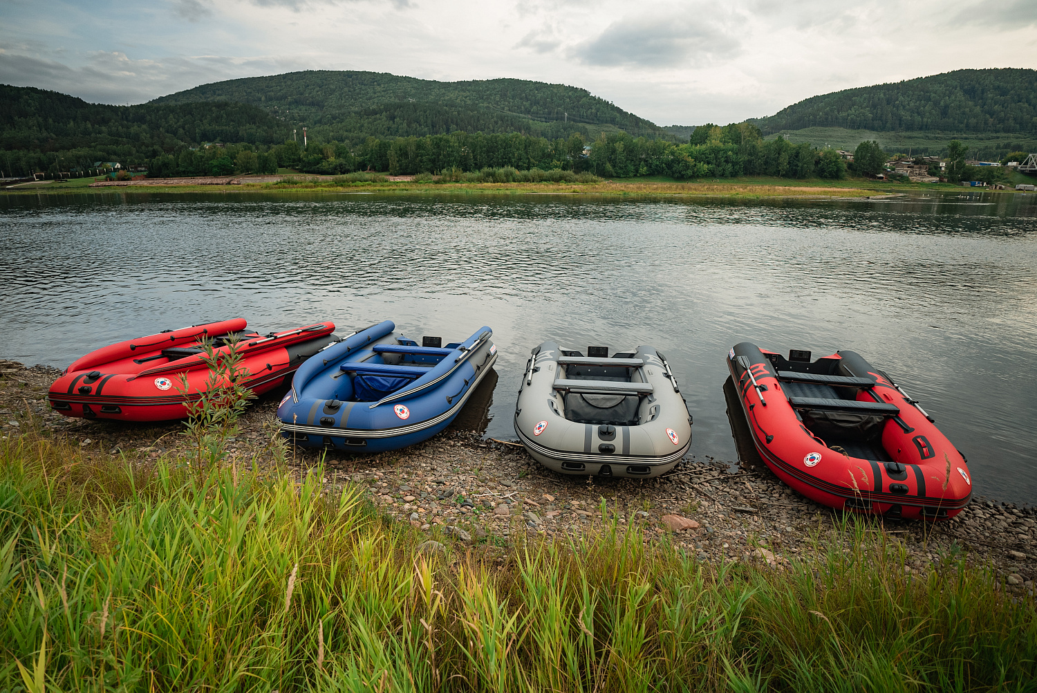 Лодка MISHIMO RIVER FJET PRO 400 под водомет в Пензе