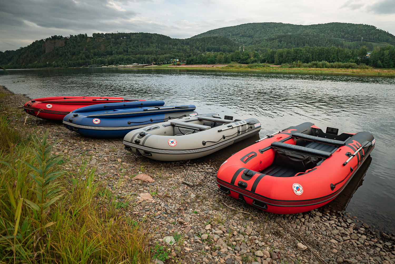 Лодка MISHIMO RIVER FJET PRO 400 под водомет в Пензе